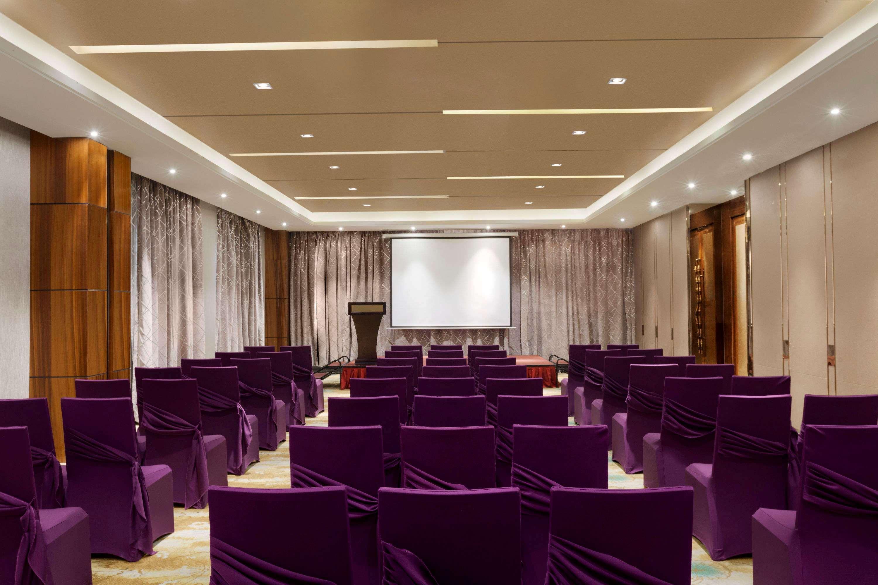 Ramada Foshan Hotel ภายนอก รูปภาพ