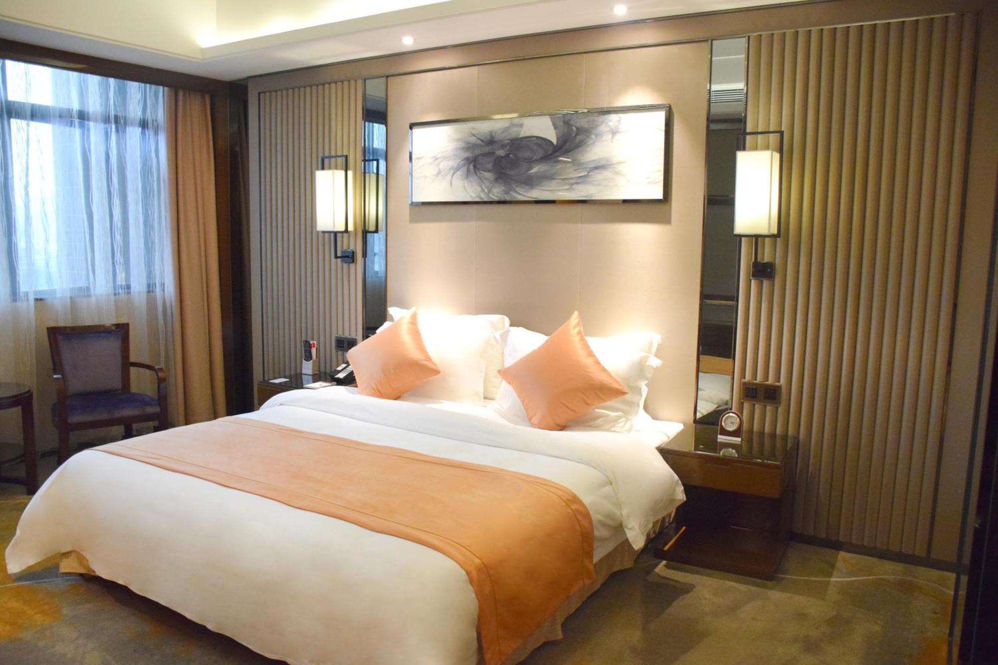 Ramada Foshan Hotel ภายนอก รูปภาพ