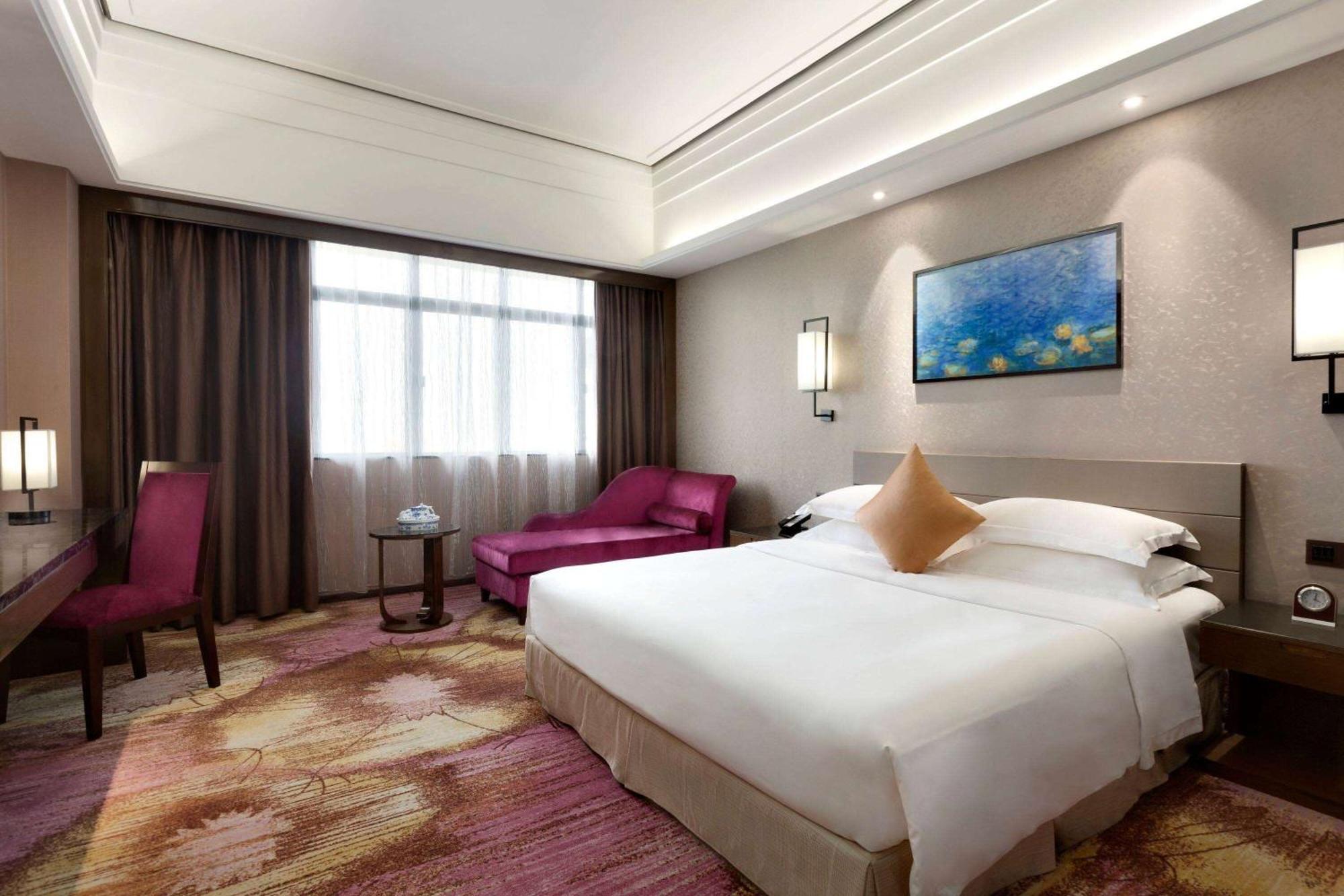 Ramada Foshan Hotel ภายนอก รูปภาพ