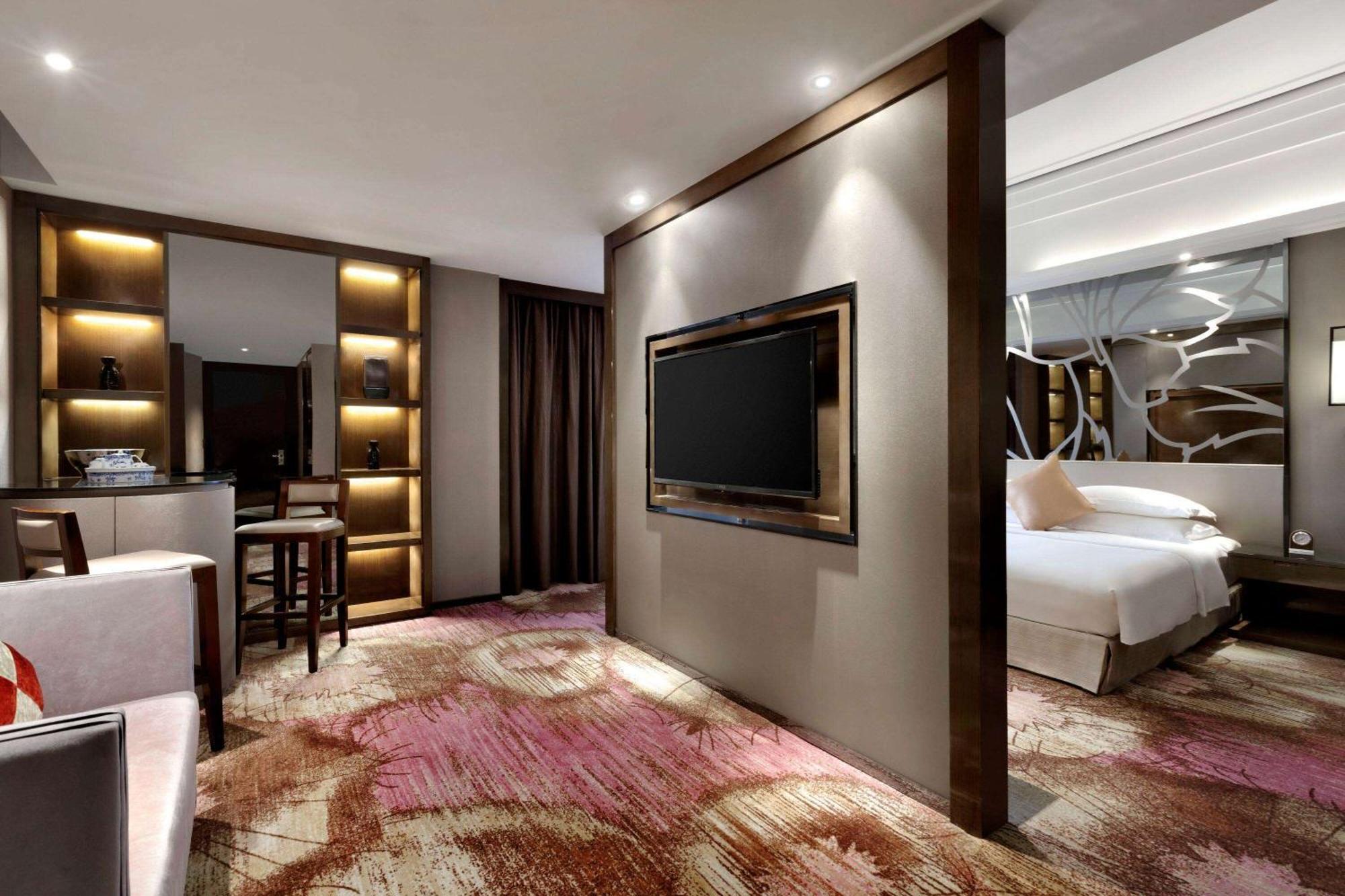 Ramada Foshan Hotel ภายนอก รูปภาพ
