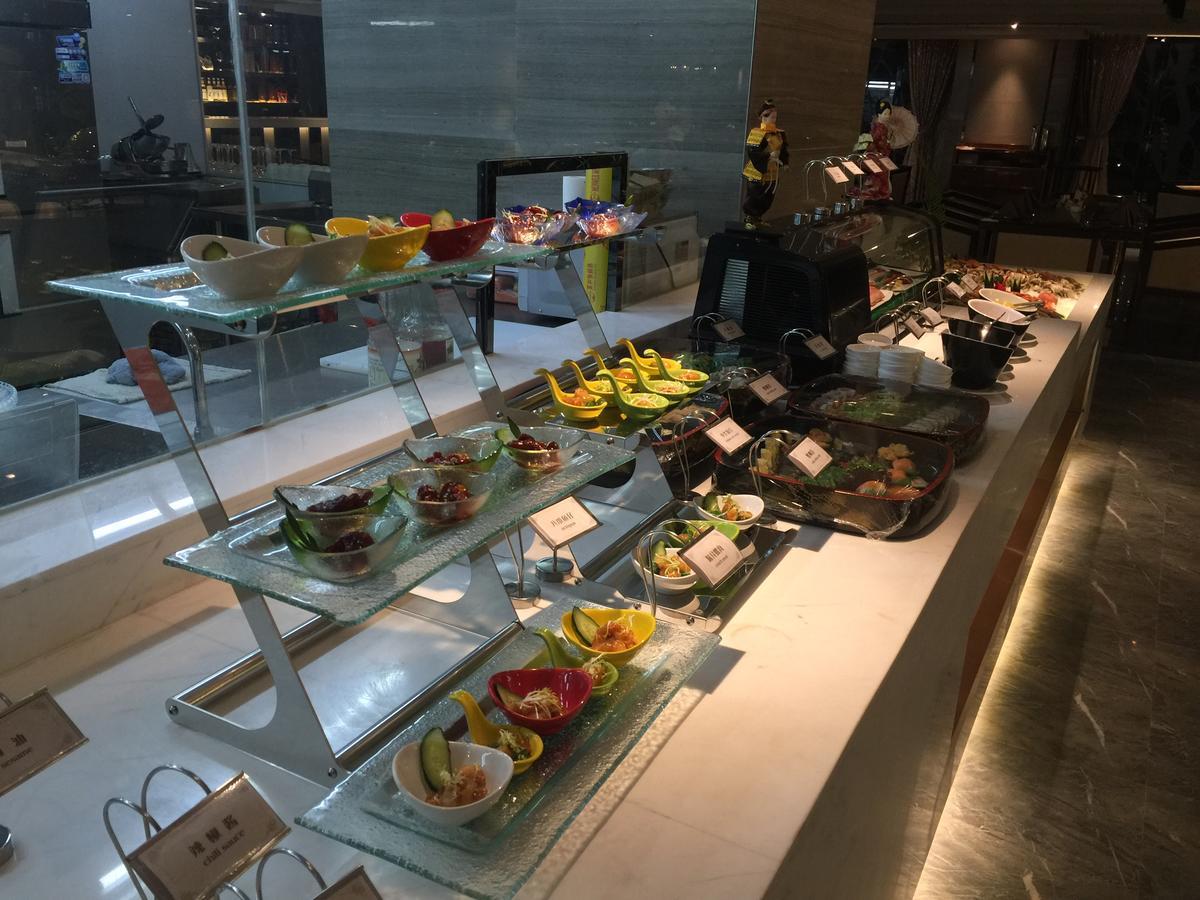 Ramada Foshan Hotel ภายนอก รูปภาพ